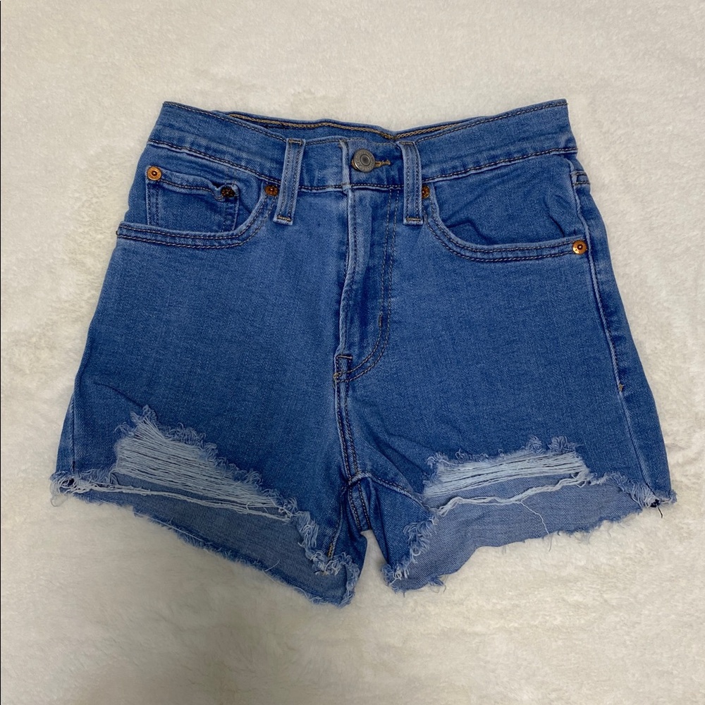 Levi’s Medium Blue Distressed Denim High Rise 2” Shorts Size 24